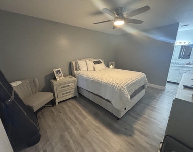 3751 Cocoplum Circle - Photo Thumbnail 17