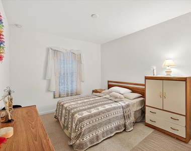 1058 Sw Locke Avenue - Photo Thumbnail 33