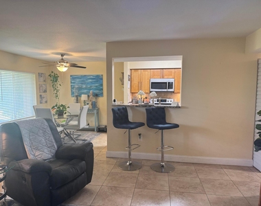 2662 Nw 33rd Street - Photo Thumbnail 8