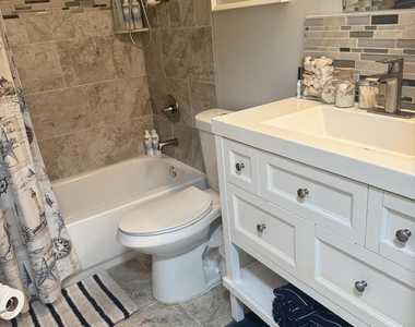 2662 Nw 33rd Street - Photo Thumbnail 16