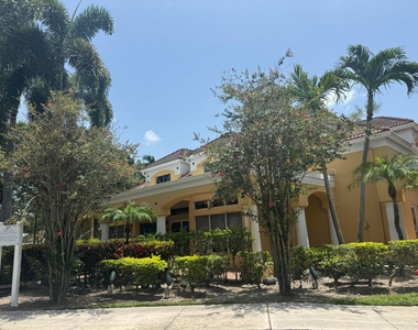 2662 Nw 33rd Street - Photo Thumbnail 25