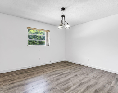 421 Ne 1st Street - Photo Thumbnail 18