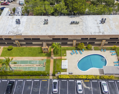 421 Ne 1st Street - Photo Thumbnail 26