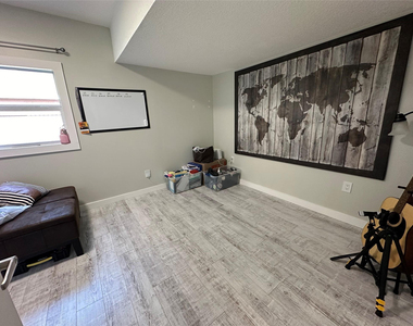 8395 Garden Gate Place - Photo Thumbnail 25