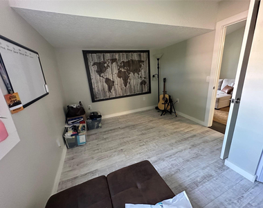 8395 Garden Gate Place - Photo Thumbnail 26