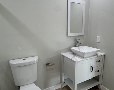8395 Garden Gate Place - Photo Thumbnail 33