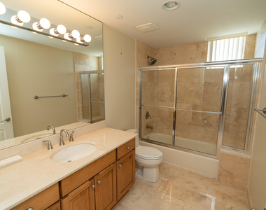 9 Ne 20th Avenue - Photo Thumbnail 17