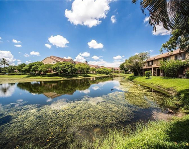 1343 Hampton Boulevard - Photo Thumbnail 18