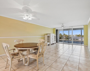 985 Se 19th Avenue - Photo Thumbnail 8