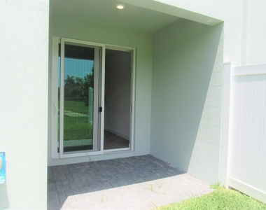 4332 Pond Lily Lane - Photo Thumbnail 23