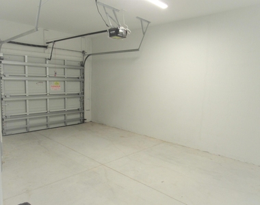4332 Pond Lily Lane - Photo Thumbnail 28