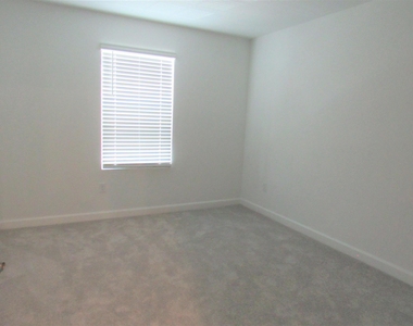 4332 Pond Lily Lane - Photo Thumbnail 20