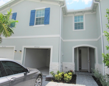 4332 Pond Lily Lane - Photo Thumbnail 30