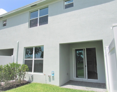 4332 Pond Lily Lane - Photo Thumbnail 24