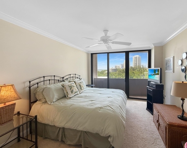 4200 N Ocean - Photo Thumbnail 12