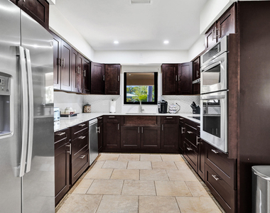 1520 Ne 53rd Street - Photo Thumbnail 19