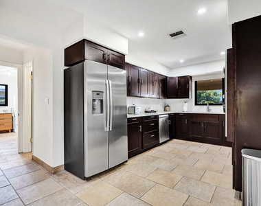 1520 Ne 53rd Street - Photo Thumbnail 23