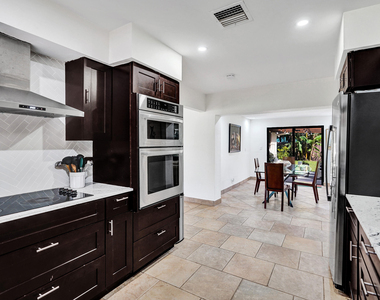 1520 Ne 53rd Street - Photo Thumbnail 20