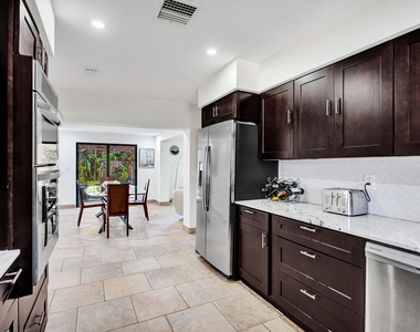 1520 Ne 53rd Street - Photo Thumbnail 22