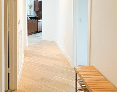 806 E Windward Way - Photo Thumbnail 15