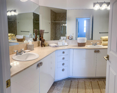 806 E Windward Way - Photo Thumbnail 11
