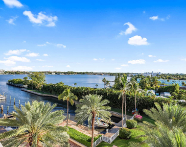 806 E Windward Way - Photo Thumbnail 22