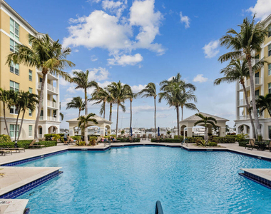 806 E Windward Way - Photo Thumbnail 26