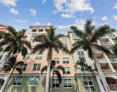 806 E Windward Way - Photo Thumbnail 28