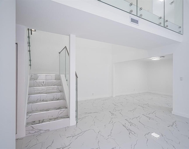 5536 Eton Court - Photo Thumbnail 4