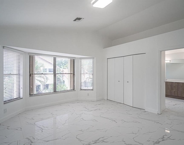 5536 Eton Court - Photo Thumbnail 11