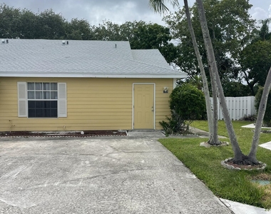 1534 Royal Forest Court - Photo Thumbnail 16