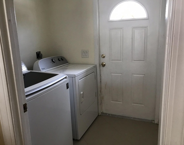 1534 Royal Forest Court - Photo Thumbnail 7