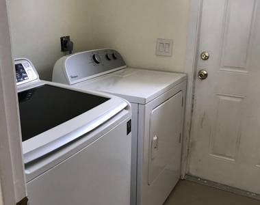 1534 Royal Forest Court - Photo Thumbnail 8