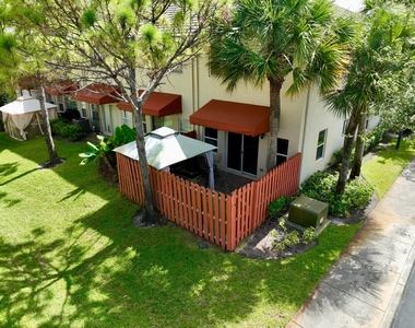 2952 Nw 33rd Lane - Photo Thumbnail 14