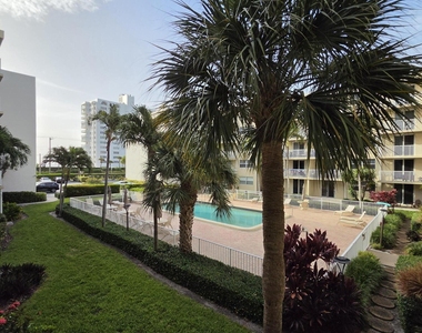 2929 S Ocean Boulevard - Photo Thumbnail 1