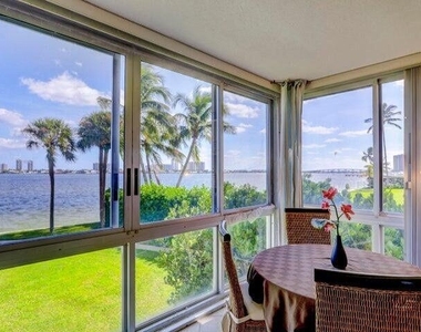 501 Lake Shore Drive - Photo Thumbnail 8