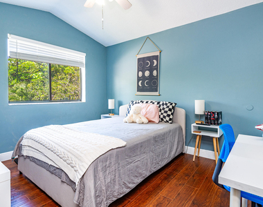 740 Se 1st Way - Photo Thumbnail 27