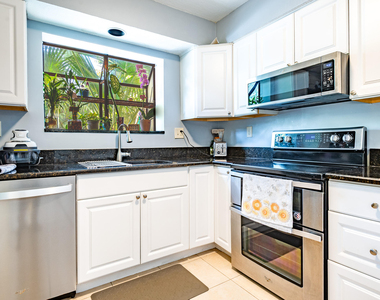 740 Se 1st Way - Photo Thumbnail 11