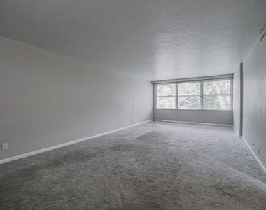 677 Royal Palm Boulevard - Photo Thumbnail 11