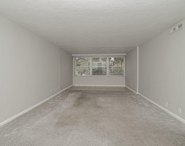 677 Royal Palm Boulevard - Photo Thumbnail 13