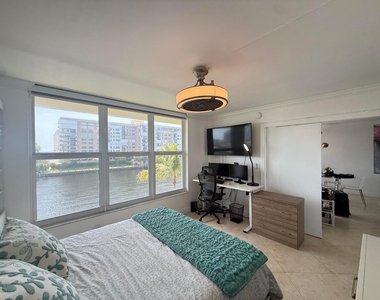 3180 Ne 48th Court - Photo Thumbnail 18