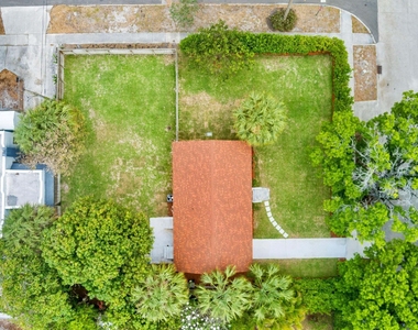 6312 Garden Avenue - Photo Thumbnail 5