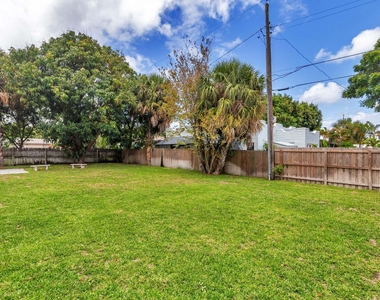 6312 Garden Avenue - Photo Thumbnail 8