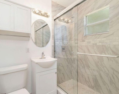 6312 Garden Avenue - Photo Thumbnail 12