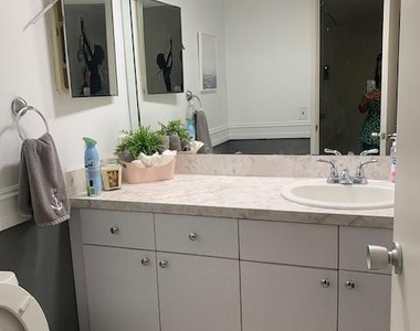 2850 N Palm Aire Drive - Photo Thumbnail 6