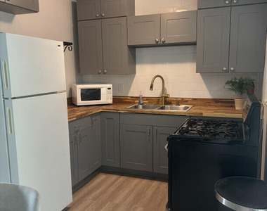 354 Manchester Street - Photo Thumbnail 1