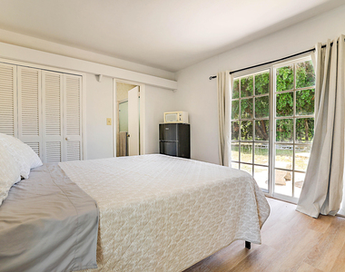 354 Manchester Street - Photo Thumbnail 9