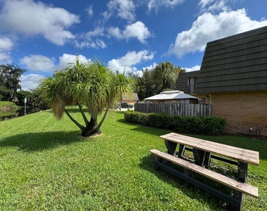 4709 47th Way - Photo Thumbnail 31