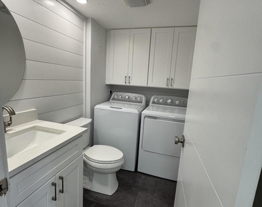 4709 47th Way - Photo Thumbnail 13