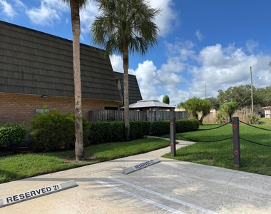 4709 47th Way - Photo Thumbnail 34